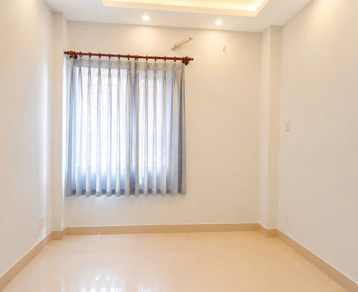 SÁT MẶT TIỀN  Q10 - HXH TÔ HIẾN THÀNH - 5 TẦNG BTCT - NỞ HẬU TÀI LỘC - CÔNG NĂNG 7PN-4