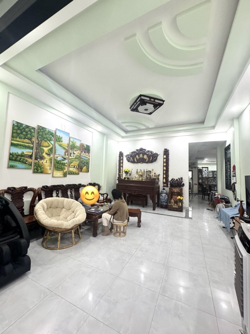 Bán biệt thự mini, DT 200m2,  đường số 11, Linh Trung, Thủ Đức, TP HCM,  sổ hồng riêng. Giá 12,4 tỷ.
