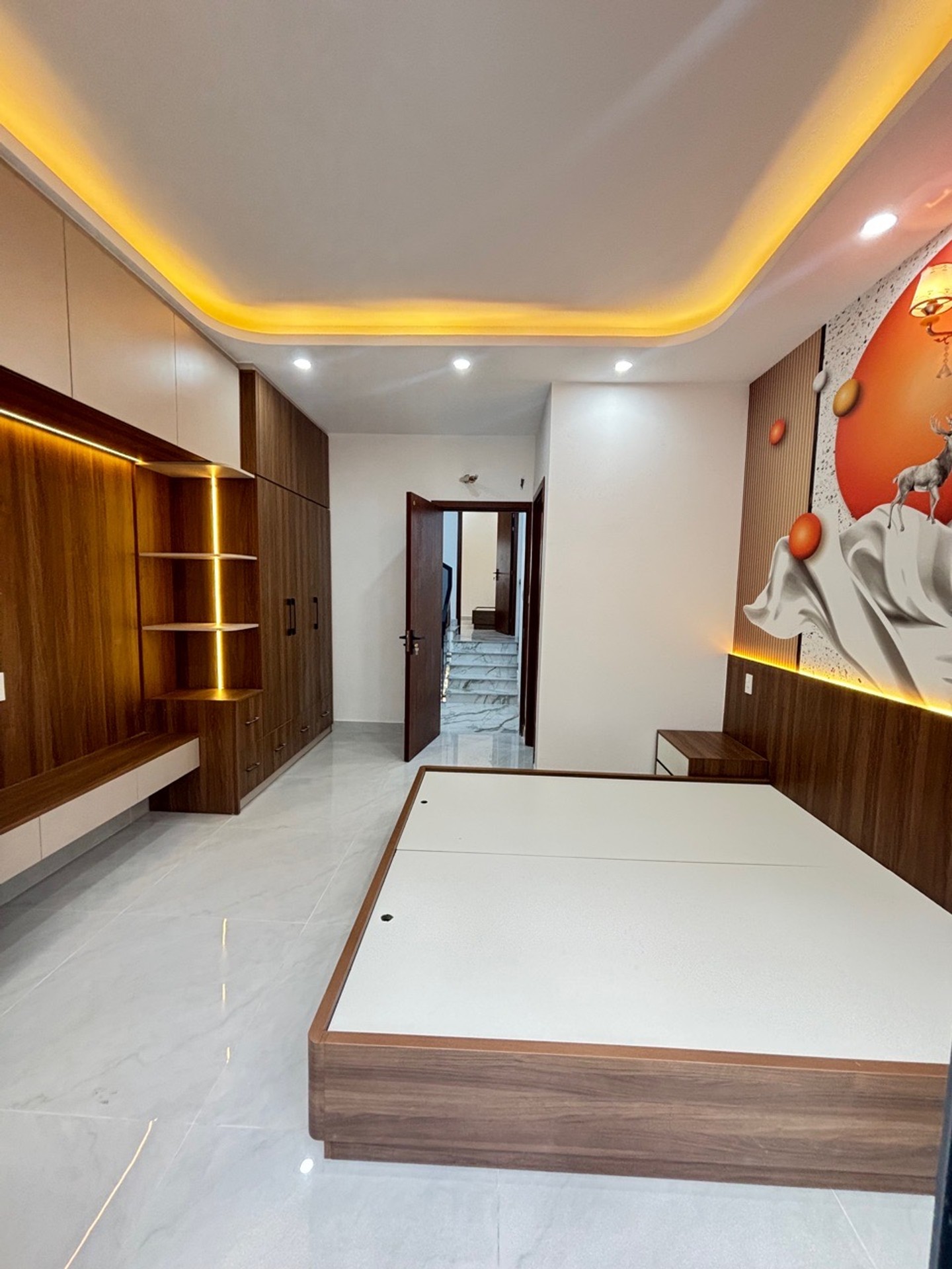 Bán nhà Bình Tân,5 tầng,4x15,(60m2), xe tải tránh nhau.Chỉ nhỉnh hơn 7 tỷ