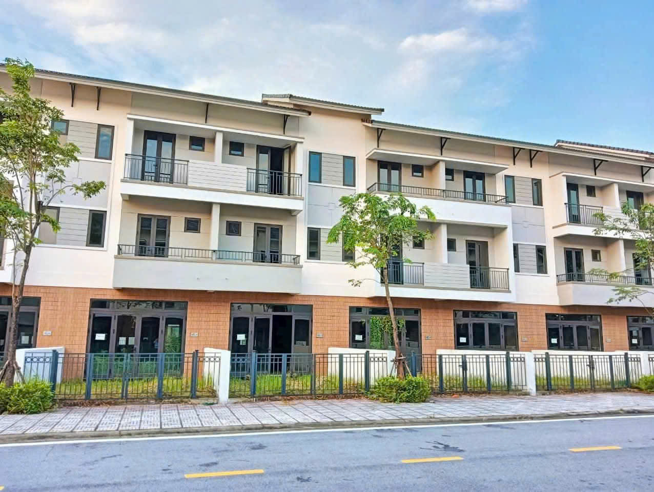 Duy nhất 1 căn 3 TẦNG tại CENTA RIVERSIDE rộng 100m² , CHỈ 6.X TỶ