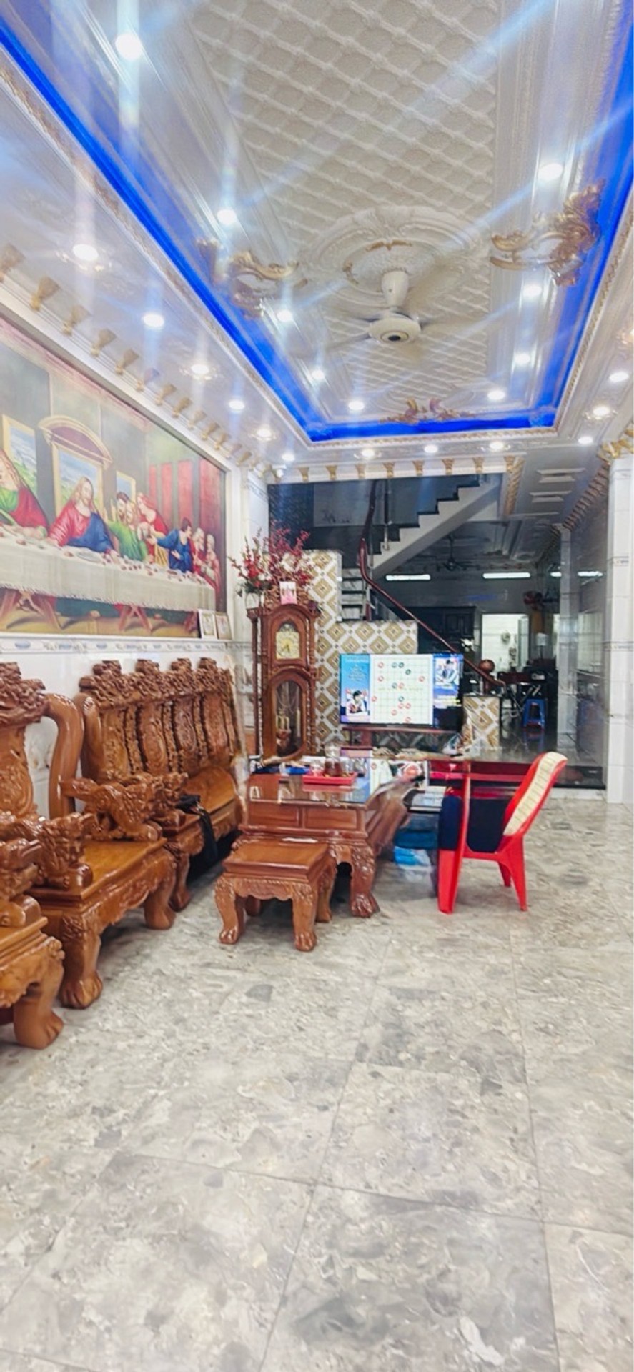 MTKD BẾN LỘI,BÌNH TÂN. ĐƯỜNG 16M CÓ LỀ 5M,TUYẾN CHÍNH NỐI TÂY LÂN,4M X 27M,4 TẦNG,NHÀ MỚI 99%,CHỦ XÂY ĐỂ Ở ĐÚC BTCT CHẮC CHẮN,TẶNG TOÀN BỘ NỘI THẤT CAO CẤP.
