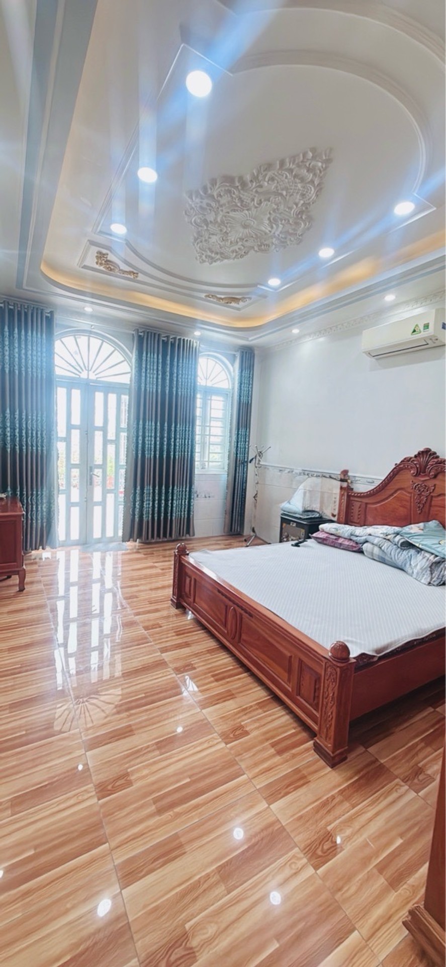 MTKD BẾN LỘI,BÌNH TÂN. ĐƯỜNG 16M CÓ LỀ 5M,TUYẾN CHÍNH NỐI TÂY LÂN,4M X 27M,4 TẦNG,NHÀ MỚI 99%,CHỦ XÂY ĐỂ Ở ĐÚC BTCT CHẮC CHẮN,TẶNG TOÀN BỘ NỘI THẤT CAO CẤP.-4