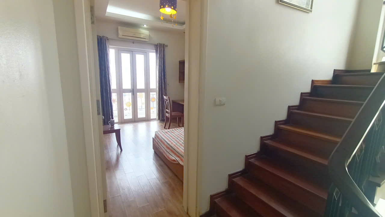 CHO THUÊ CĂN HỘ TẦNG 4 (2PN, 100M2) TẠI KĐT MỚI LIDECO THỊ TRẤN TRẠM TRÔI. 6.8TR/TH. LH:0971928881