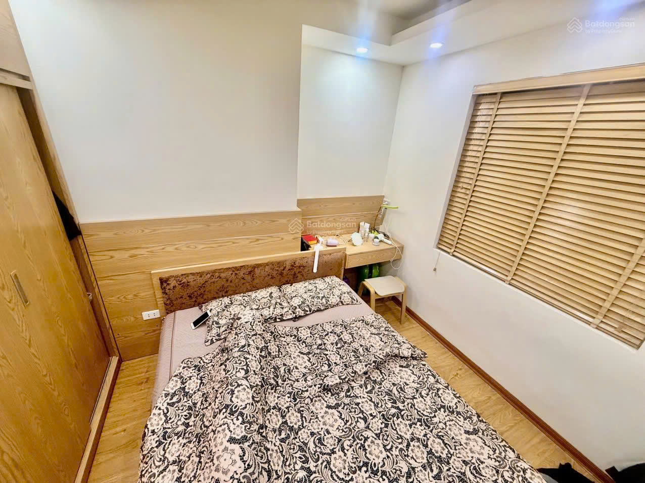 Bán căn hộ 68m² 2PN full nội thất cao cấp, ban công thoáng mát