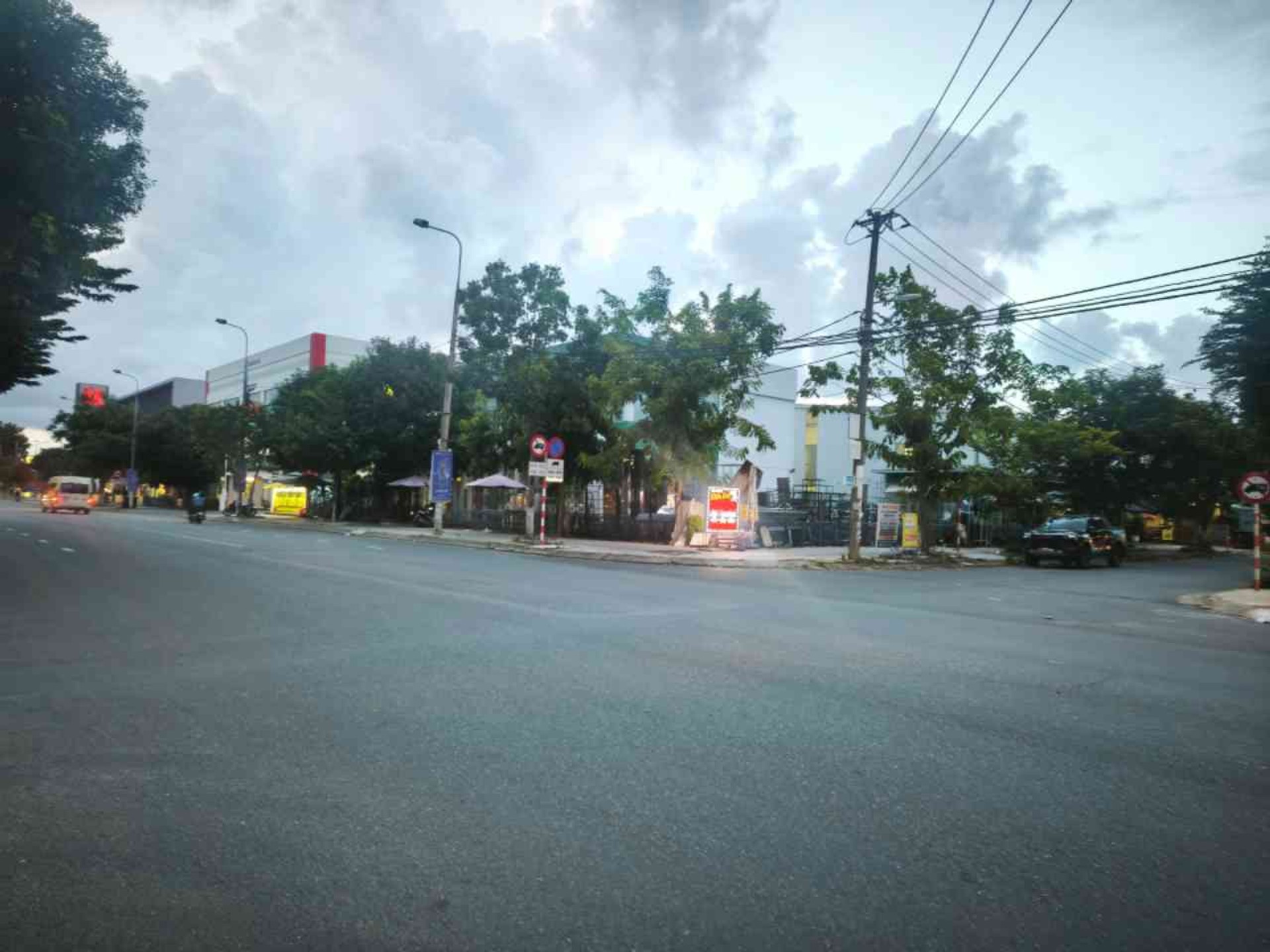 Bán Đất Phạm Hùng, 6.900m2, Giá 180 Tỷ, Góc 3 Mặt Tiền Hòa Xuân Đà Nẵng-1