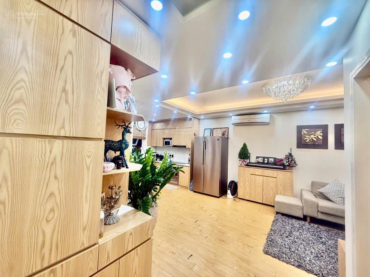 Bán căn hộ 68m² 2PN full nội thất cao cấp, ban công thoáng mát