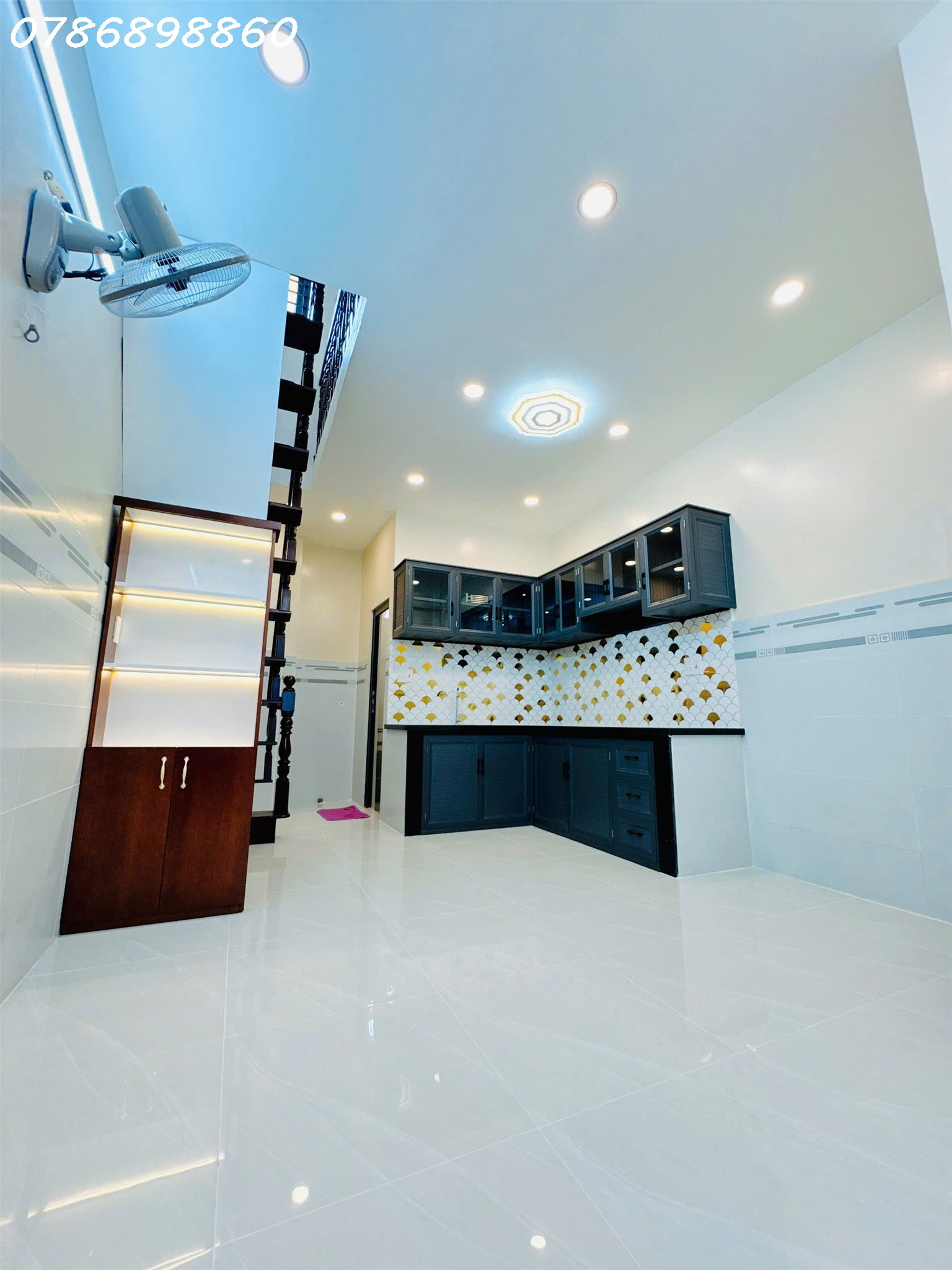 BÁN NHÀ 2 TẦNG HẺM 523 TÙNG THIỆN VƯƠNG, P.12, QUẬN 8