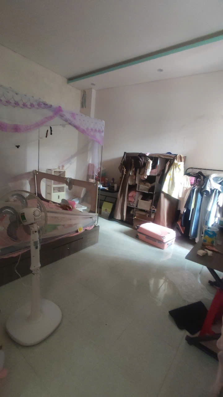 ► Nhà kiệt Hoàng Diệu gần Nguyễn VĂn Linh 85m2, 2 tầng, 3PN, sân rộng, giảm sâu 3.x tỷ