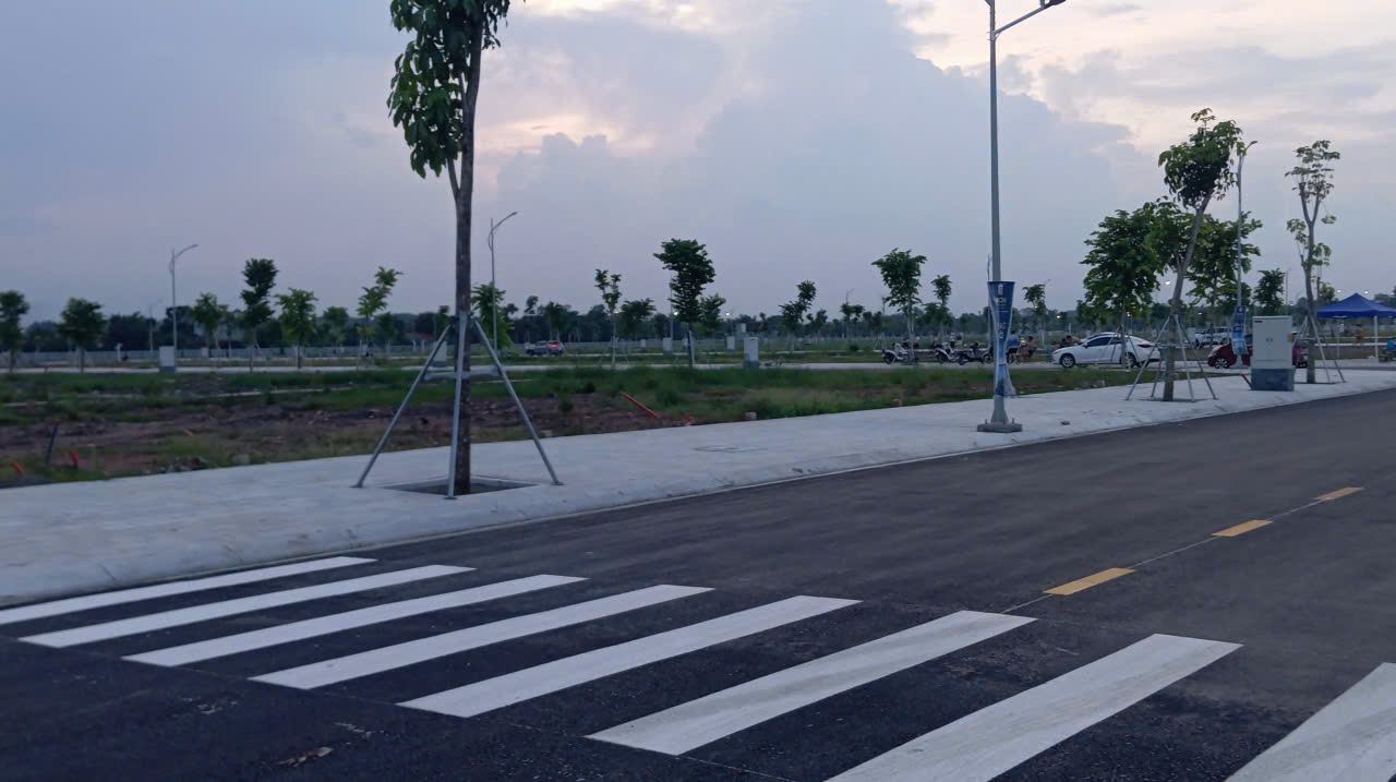  BÁN ĐẤT NỀN SAO MAI TRIỆU SƠN . LH:0829102989.