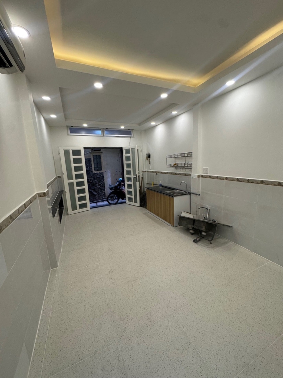 K2788* Hiếm có nhà ngang 8.2m sát Ngã Tư Hàng Xanh, 2T mới chỉ 7.x tỷ