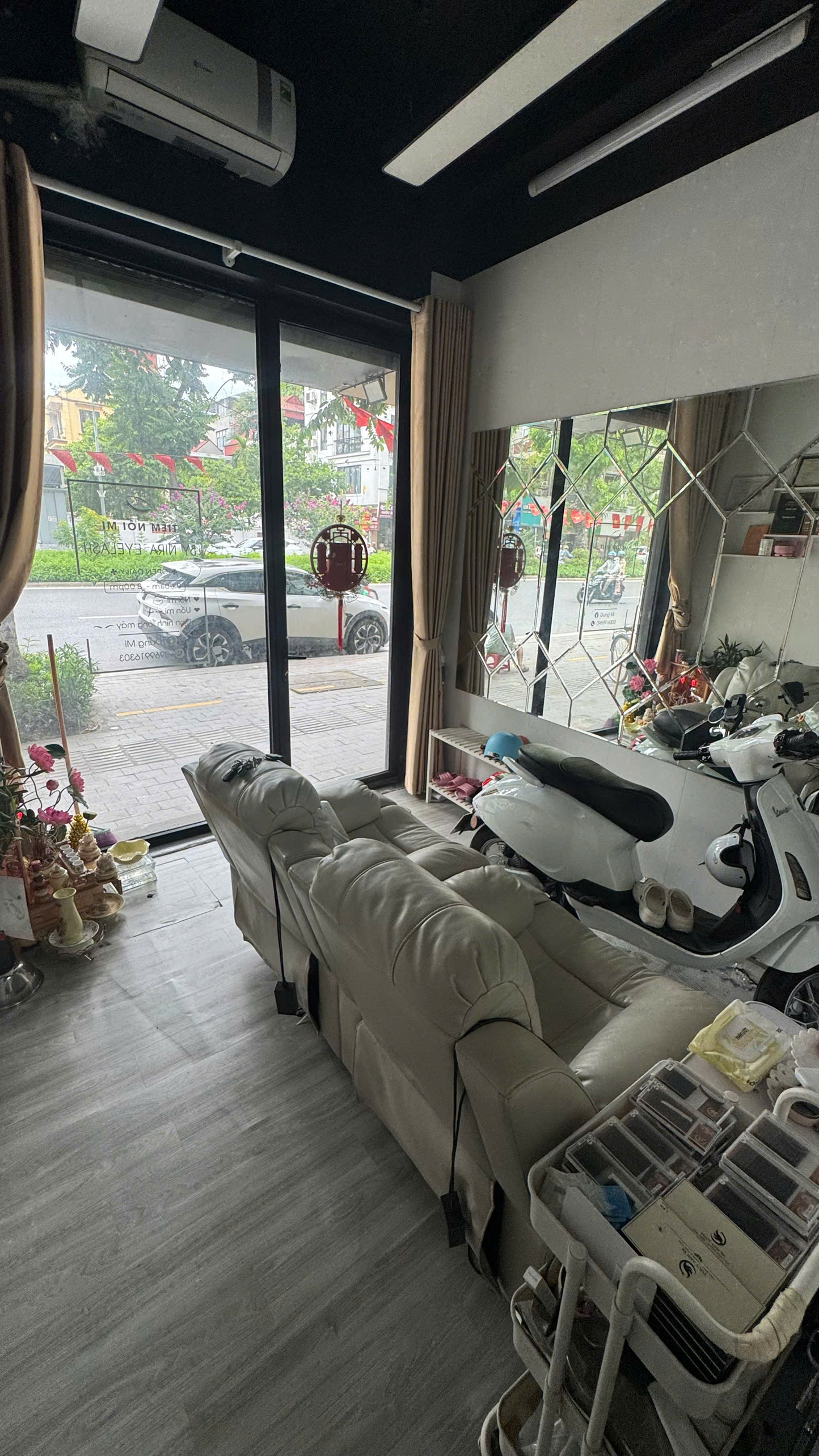 Cho thuê gấp cả nhà 5 tầng mặt phố 278 Kim Mã, Phường Kim Mã, Quận Ba Đình, Hà Nội.