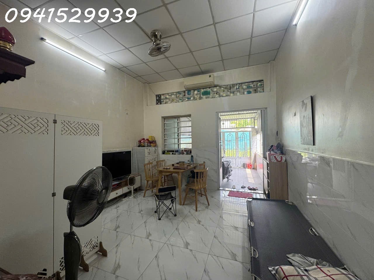 BÁN NHÀ CÂP 4 KÈM ĐẤT 268M2 NGANG 8,7 HẺM Ô TÔ GÂN TL43 CHỈ 10TY800