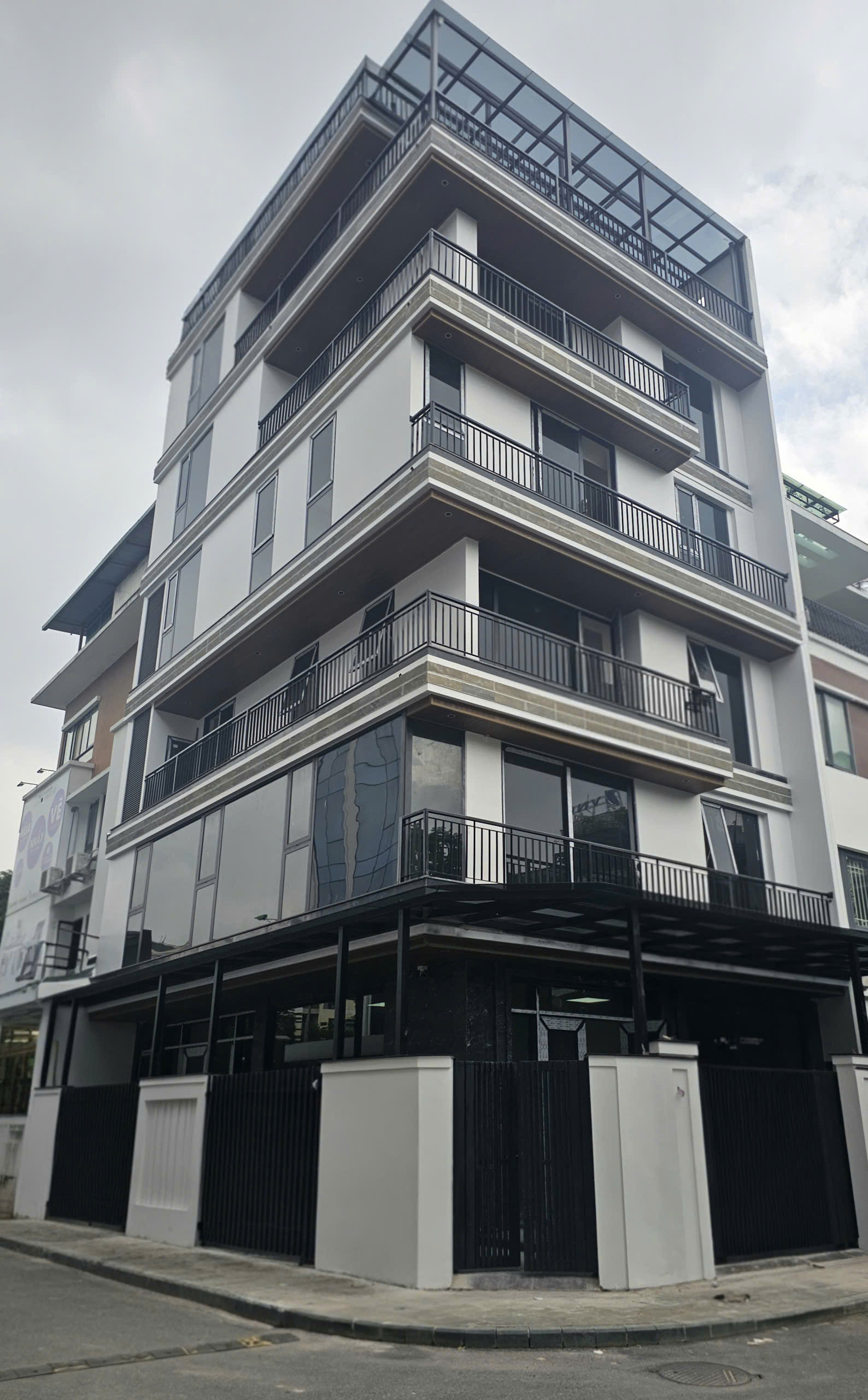 Cho thuê nhà, 86m2- 5.5T, Nguyễn Trường Tộ, Hàng Than, Trấn Vũ -30 tr
