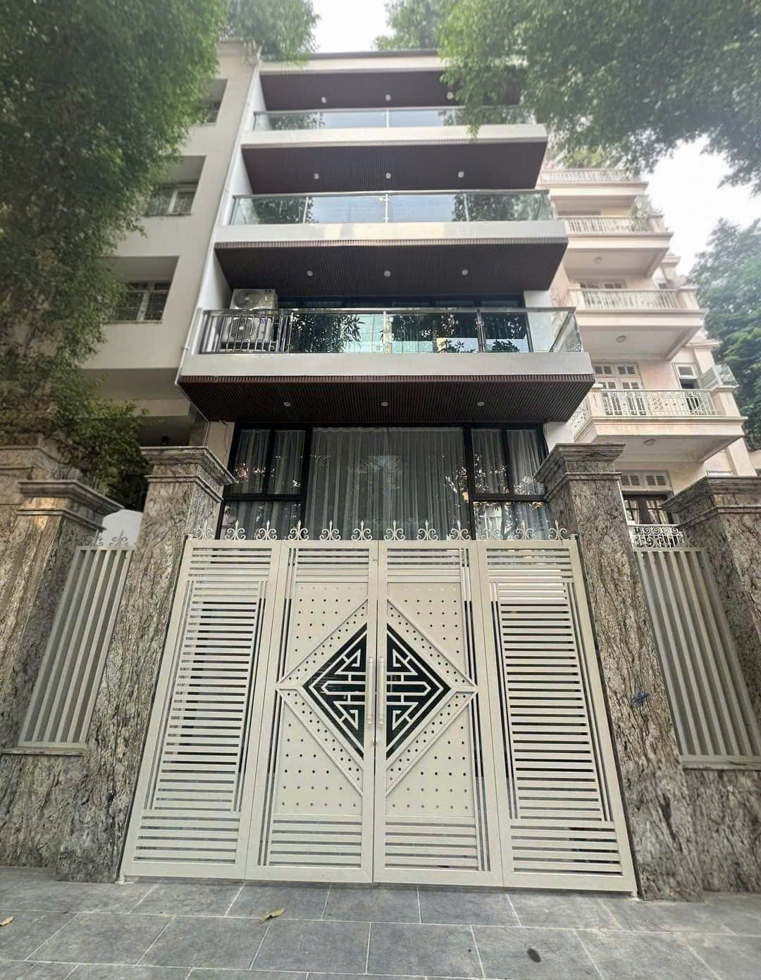Tôi cho thuê nhà, 95m2- 5T, Hoàng Cầu, La Thành, Đặng Tiến Đông -24 tr