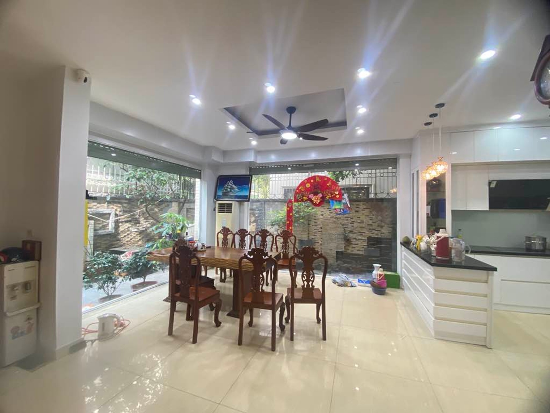 BÁN BIỆT THỰ VIỆT HƯNG 200M2- 4 Tầng- AN SINH ĐỈNH CAO- NHỈNH 50 Tỷ