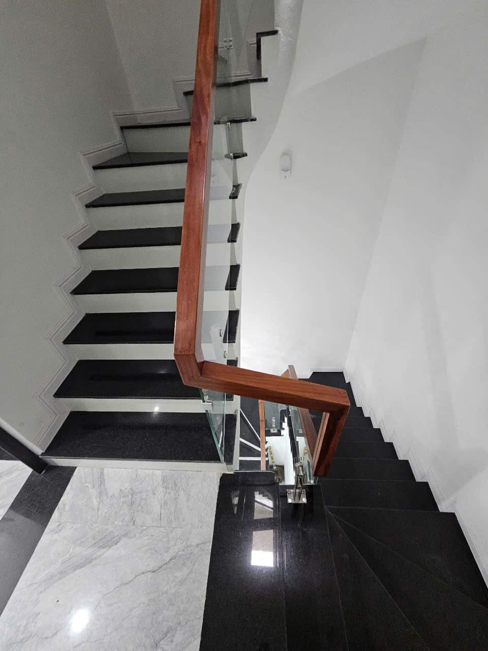 Nhà tôi cho thuê nhà, 148m2- 7T, Hàng Điếu, Hàng Da, Hàng Nón -65 tr