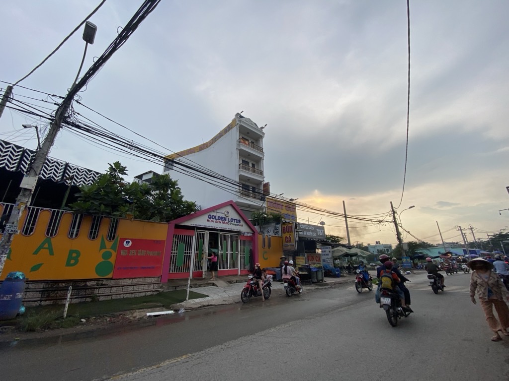 Nhà mặt tiền Tây Lân gần chợ, phù hợp vừa ở vừa kinh doanh.-4