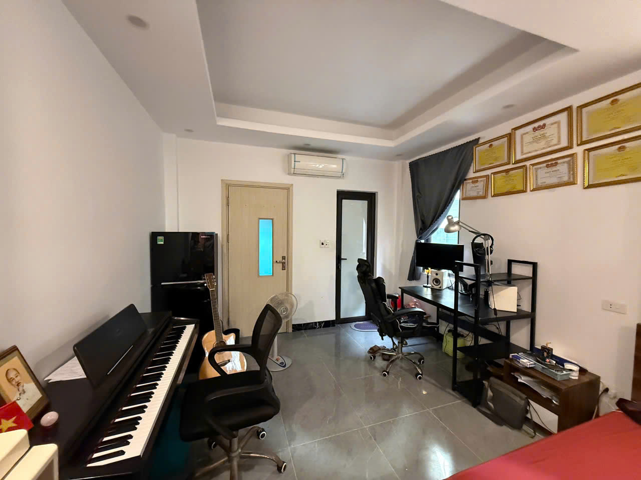 CẦN SANG NHƯỢNG PHÒNG TẦNG 3 – 86 NGÕ 127 VĂN CAO, PHƯỜNG NGỌC HÀ, BA ĐÌNH, HÀ NỘI