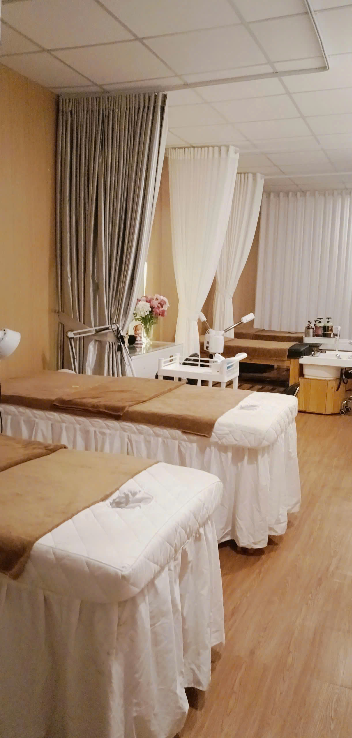 SANG NHƯỢNG SPA DƯỠNG SINH TẠI HUỲNH TẤN PHÁT, QUẬN 7, HỒ CHÍ MINH