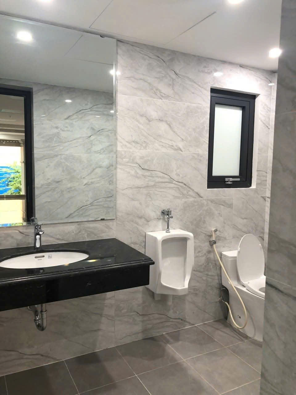 Cho thuê nhà, Trung Hòa, Vũ Phạm Hàm, Trần Kim Xuyến; 175m2* 1T -33 tr