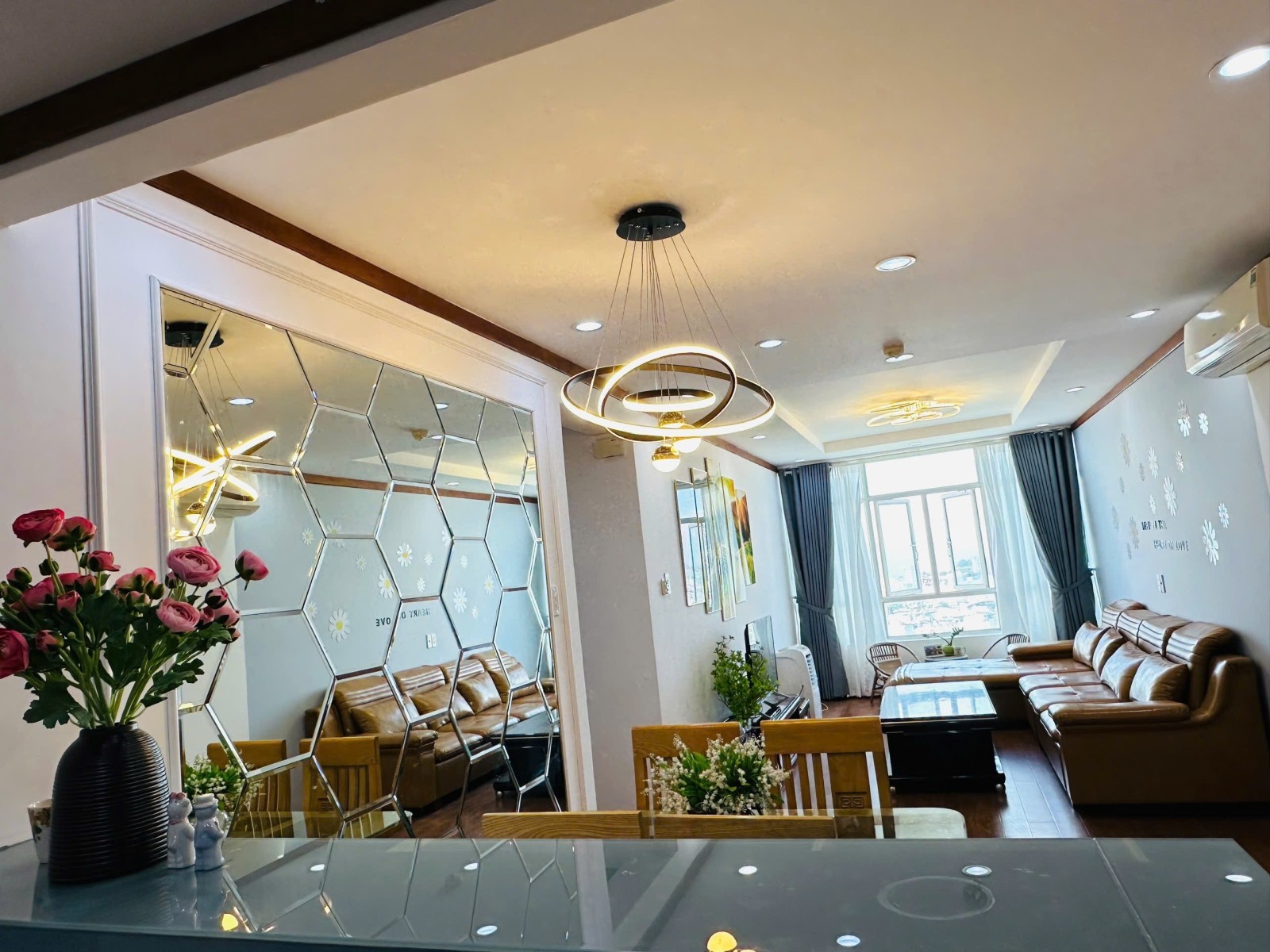 Bán Căn Hộ Hoàng Anh Gia Lai Hàm Nghi 94m², 2PN, View Hồ Đẹp, Giá Chỉ 3.75 Tỷ