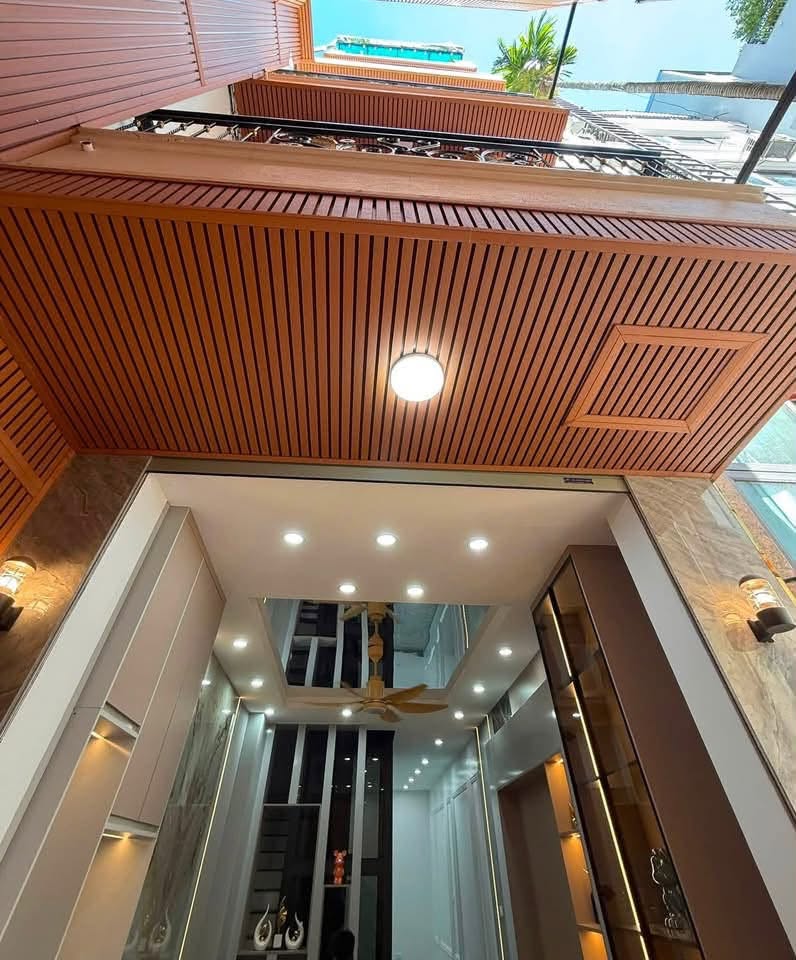 BÁN NHÀ ĐẸP THANG MÁY - KHƯƠNG TRUNG, THANH XUÂN - 55M2 - 6 TẦNG - MT 4M - 13,8 TỶ
