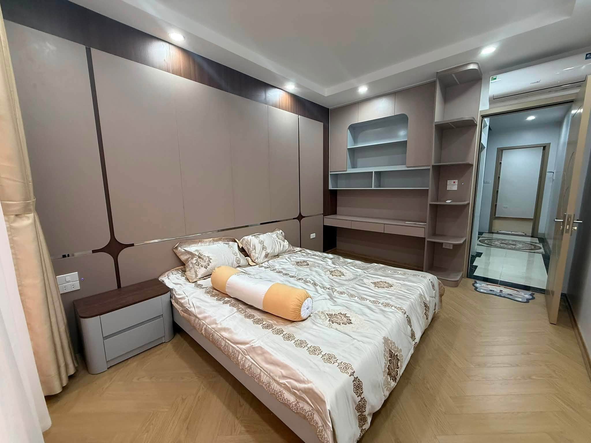 BÁN NHÀ ĐẸP THANG MÁY - KHƯƠNG TRUNG, THANH XUÂN - 55M2 - 6 TẦNG - MT 4M - 13,8 TỶ
