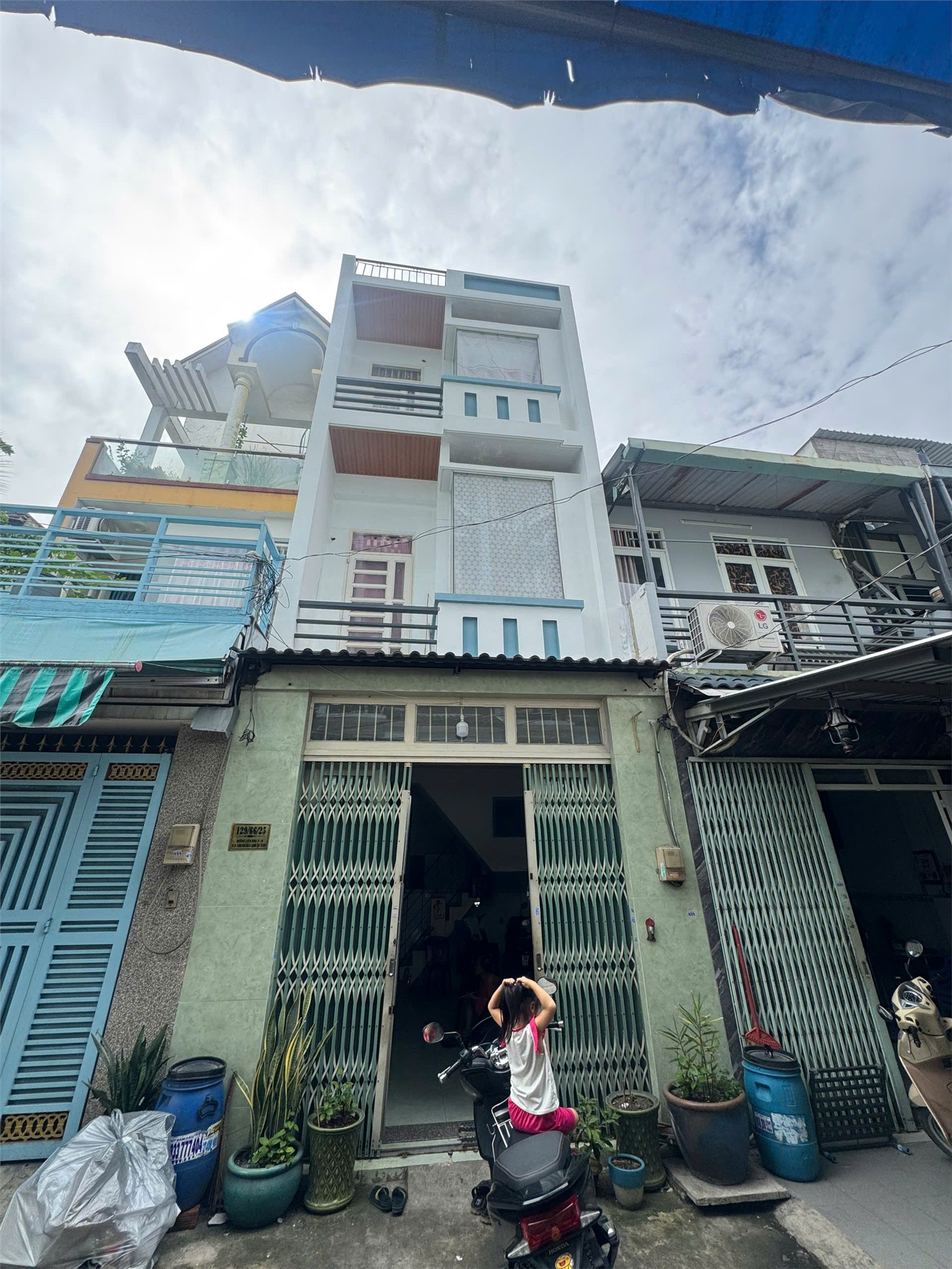 NHÀ ĐẸP - GIÁ TỐT _  Cần Bán Nhanh Căn Nhà  Đẹp Vị Trí Tại Bình Hưng Hoà B, Quận Bình Tân, TP HCM