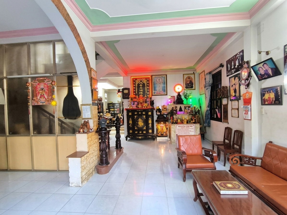 D2785* Biệt thự ngang 8m cạnh Emart Phan Văn Trị, giá 25.x tỷ!