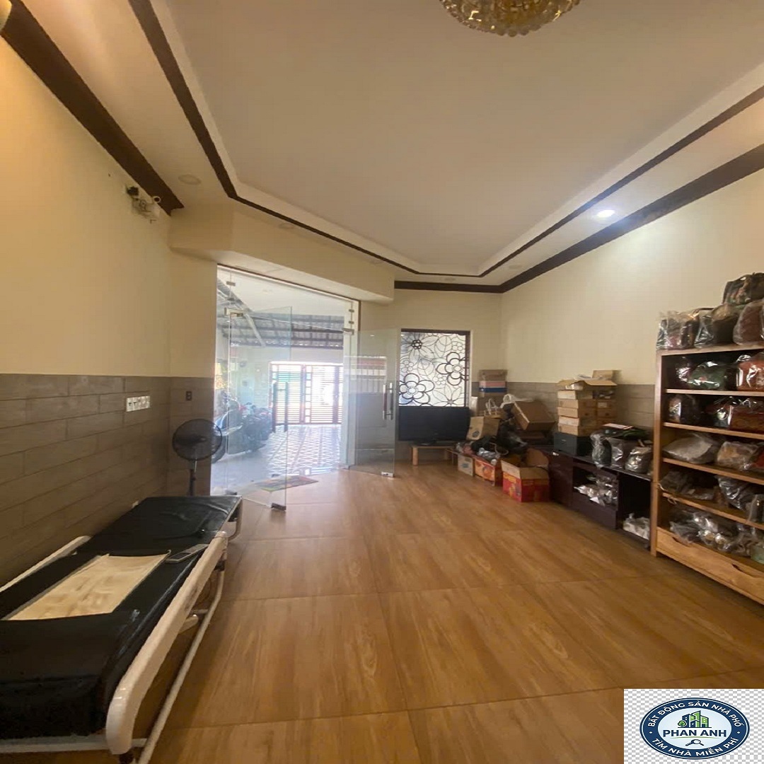 Nhà mặt tiền Dương Đình Hội – 4 tầng với 150m² đất mà chỉ có 15 tỏi hơn...