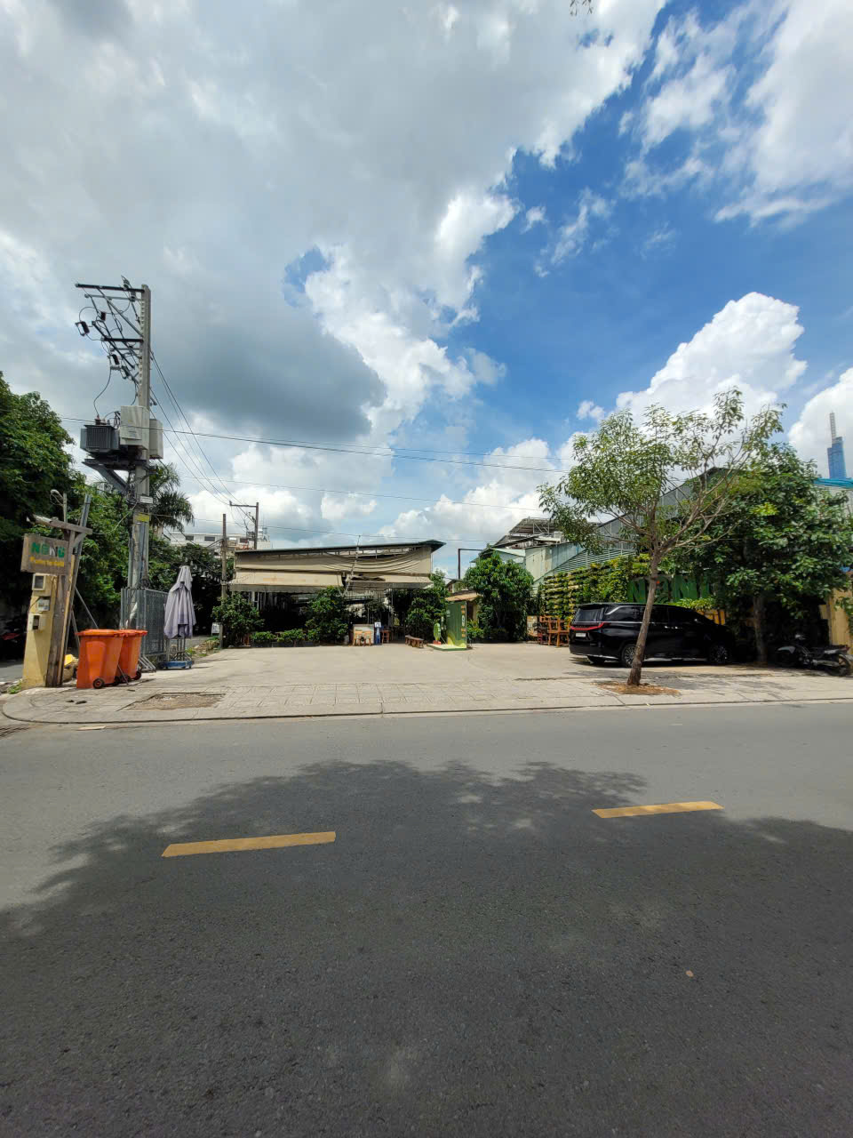 Bán Khuôn đất MT Ngay Nguyễn Văn Hưởng,Q.2 - 30x40m(CN:1182m2)Gía: 400 tỷ TL