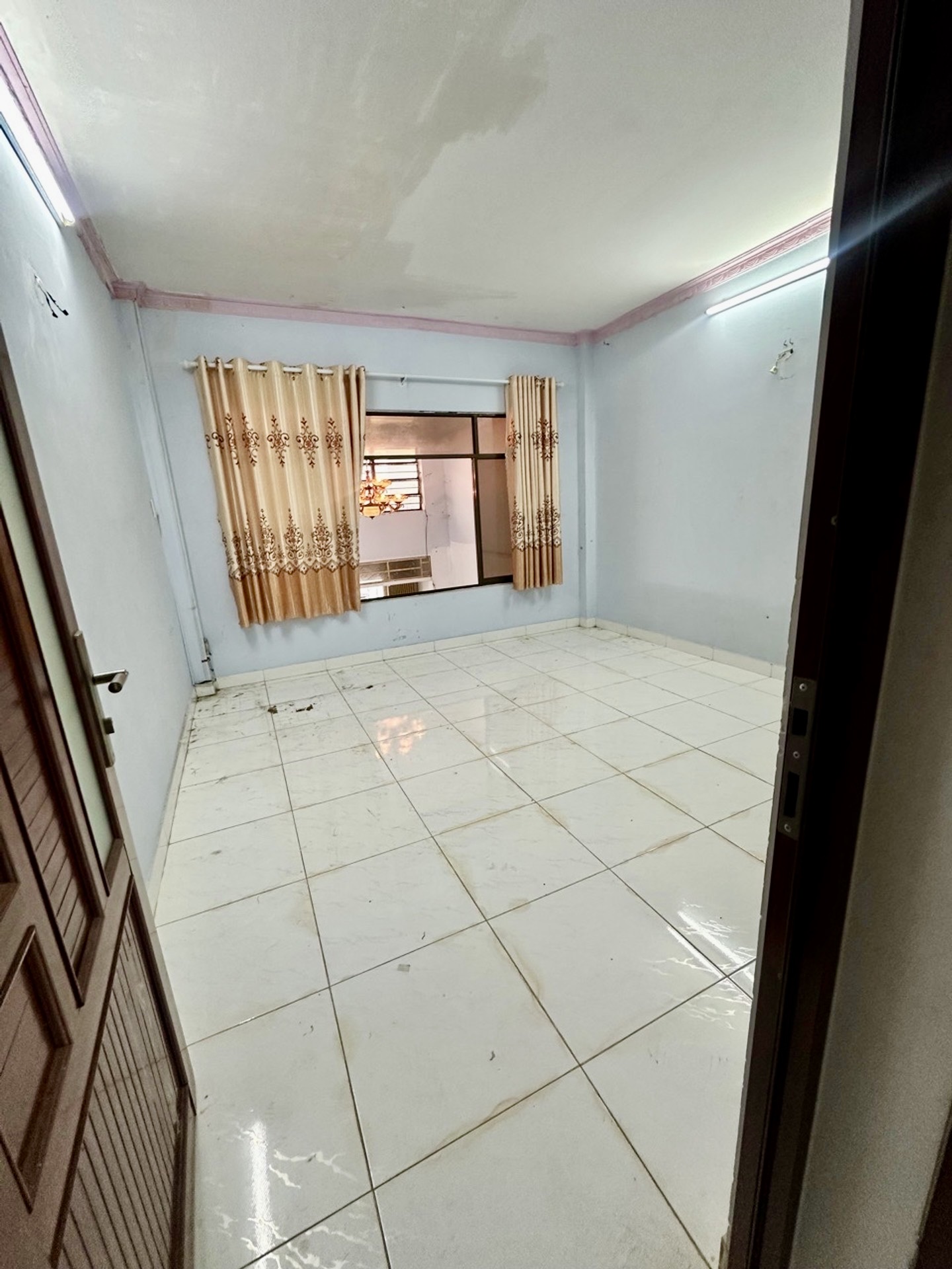 BÁN NHÀ GẦN HẺM XE HƠI TẠ QUANG BỬU – QUẬN 8 – 57M2 - 3PN – NHỈNH 5 TỶ- LH 0784968131-3