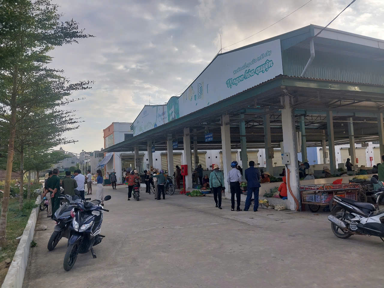 Đất nền sổ đỏ tại Khu đô thị Hải Tiến Center -1.9x tỷ-2