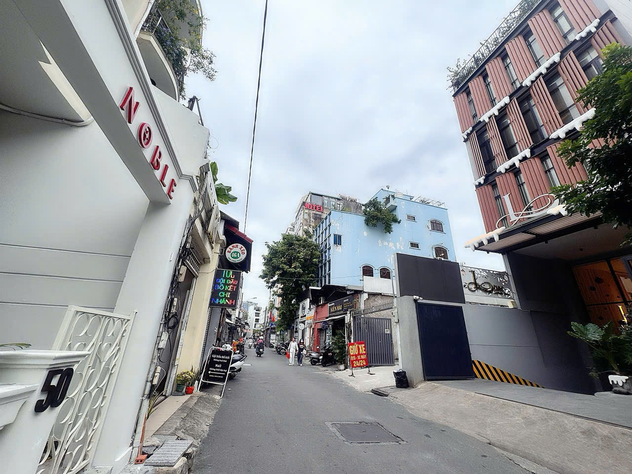 BÁN ĐẤT MẶT TIỀN ĐINH CÔNG TRÁNG, QUẬN 1- DT 5,4M*30M CN 148M2- NGAY CHỢ & NHÀ THỜ TÂN ĐỊNH- 0938676685 GIANG GIANG