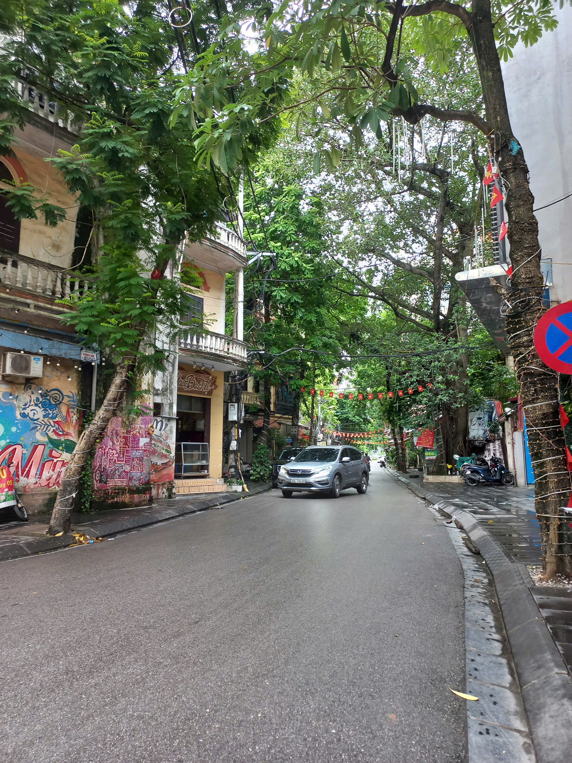 BÁN GẤP NHÀ THANH XUÂN, PHÂN LÔ VỈA HÈ 50M2 4T, OTO TRÁNH, KINH DOANH, VĂN PHÒNG, CHỈ 2O TỶ