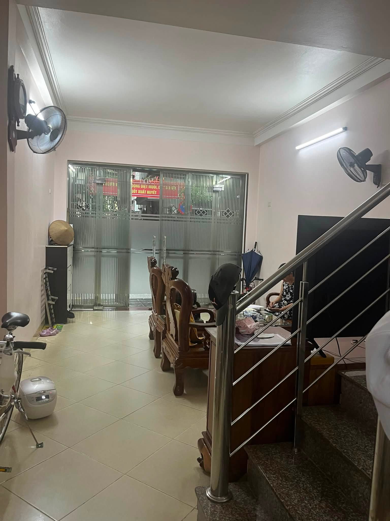 BÁN GẤP NHÀ THANH XUÂN, PHÂN LÔ VỈA HÈ 50M2 4T, OTO TRÁNH, KINH DOANH, VĂN PHÒNG, CHỈ 2O TỶ-3