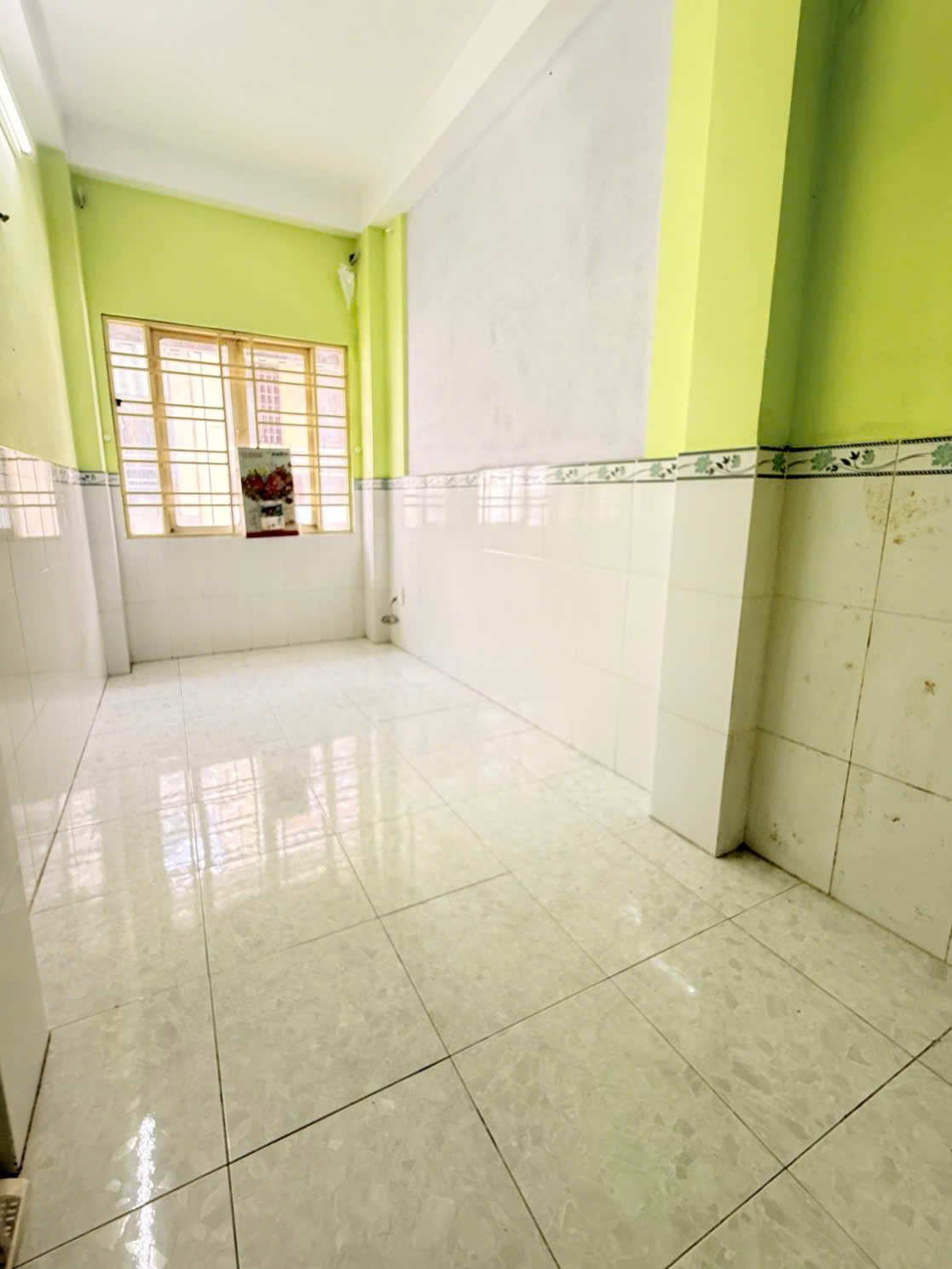 Nhà mới Nguyễn Đình Chiểu, QUẬN 3, Diện tích 2.2 x 10 (22 m2), 4.95 tỷ