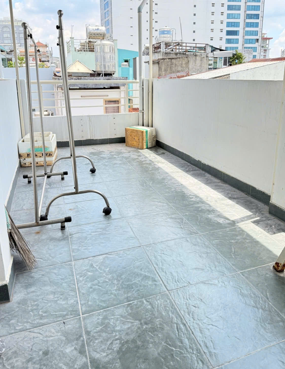 Nhà mới Nguyễn Đình Chiểu, QUẬN 3, Diện tích 2.2 x 10 (22 m2), 4.95 tỷ-4
