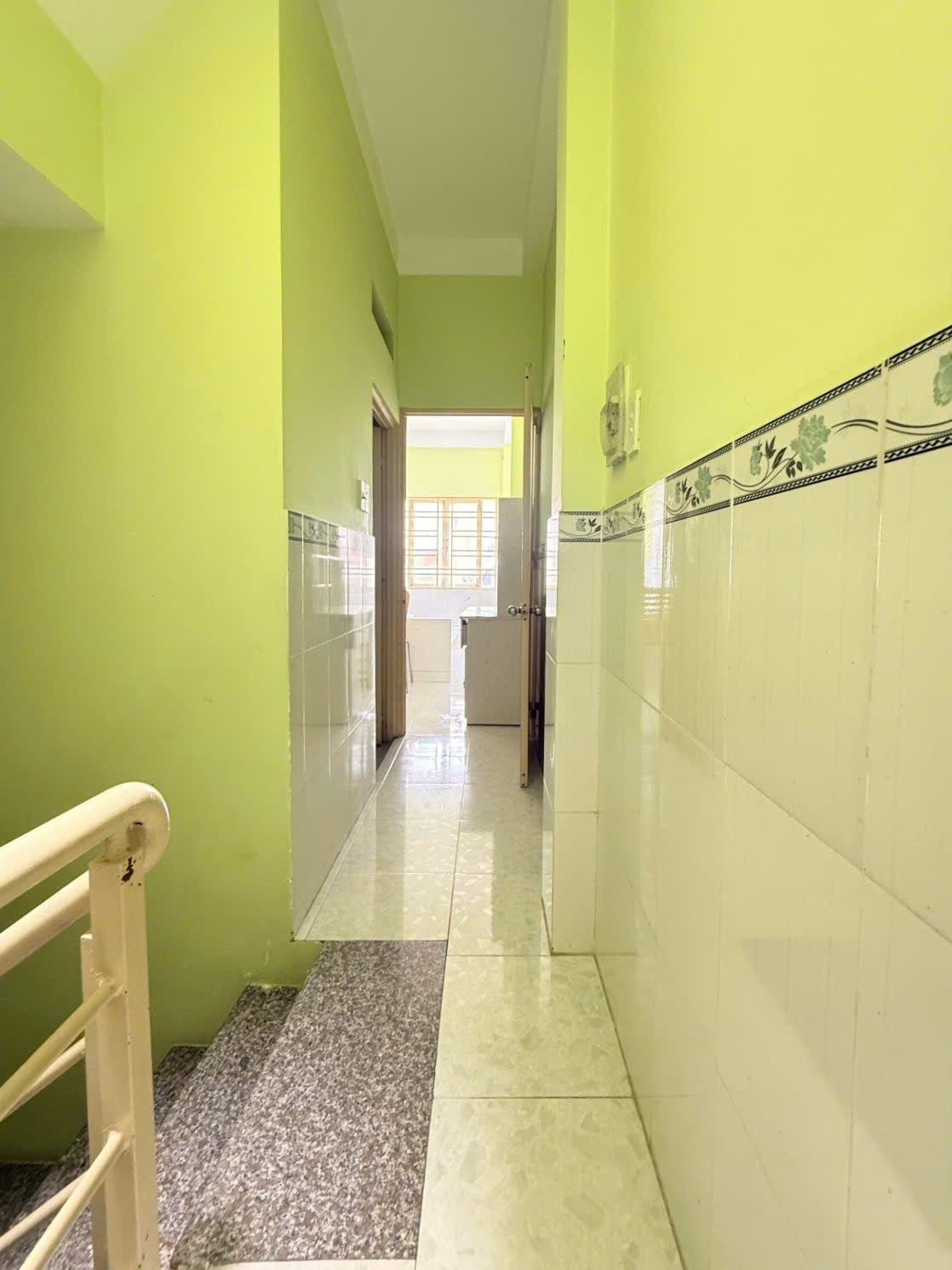 Nhà mới QUẬN 3, Nguyễn Đình Chiểu, 2.2 x 10 (22 m2), 4.95 tỷ