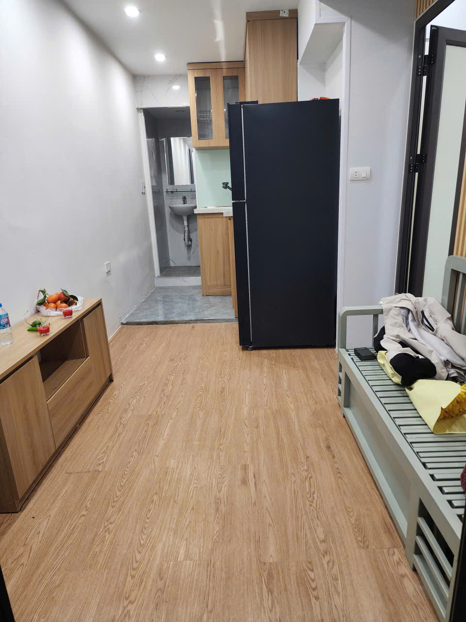 Chính Chủ P 503 Nhà 77 Thịnh Hào 1 Đống Đa Bác nào con lên học đại học mua căn này thì quá đỉnh , học xong bán lại vẫn lời