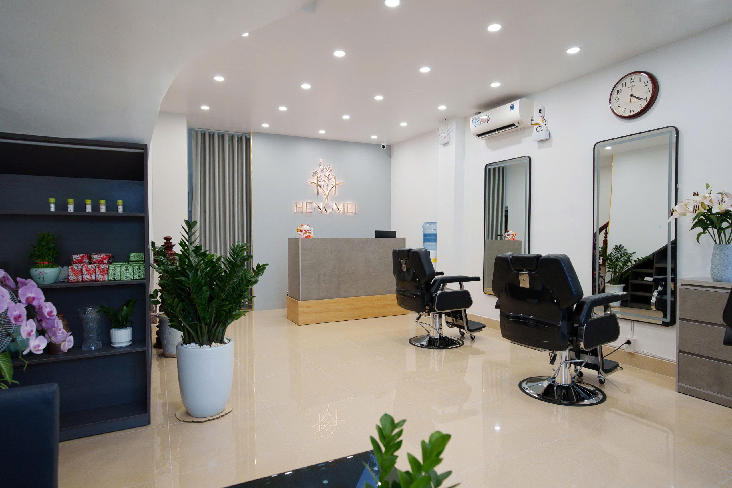 Do bận công việc cá nhân không thể tiếp tục quản lý, SANG NHƯỢNG SALON TÓC & GỘI ĐẦU DƯỠNG SINH TẠI MẶT ĐƯỜNG HOÀNG MINH THẢO (HẢI PHÒNG)