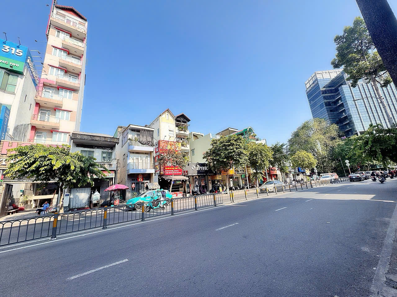 BÁN SIÊU PHẨM HOTEL 10 TẦNG MẶT TIỀN ĐINH TIÊN HOÀNG, QUẬN 1 - KHAI THÁC 150TR/TH- DT 155M2 SH NỞ HẬU VUÔNG ĐẸP- 0938676685 GIANG GIANG CHÍNH CHỦ