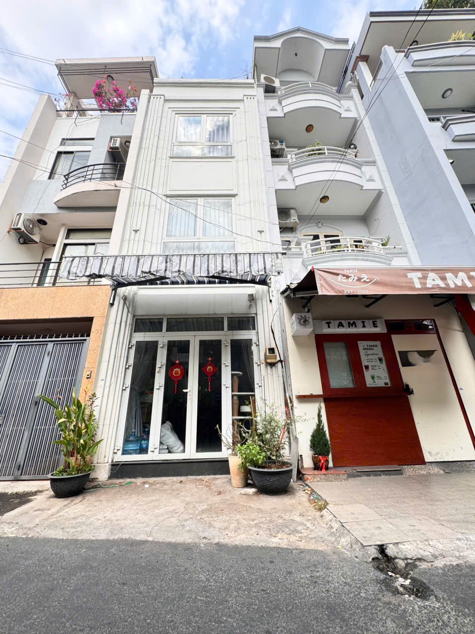 CHÍNH CHỦ CẦN BÁN NHÀ 3 TẦNG MẶT TIỀN HXH 8M Đ.NGUYẼN HUY TỰ, QUẬN 1- DT 50M2- CHỈ 10M RA MT HOÀNG SA- VỊ TRÍ SIÊU ĐẸP- 0938676685 GIANG GIANG