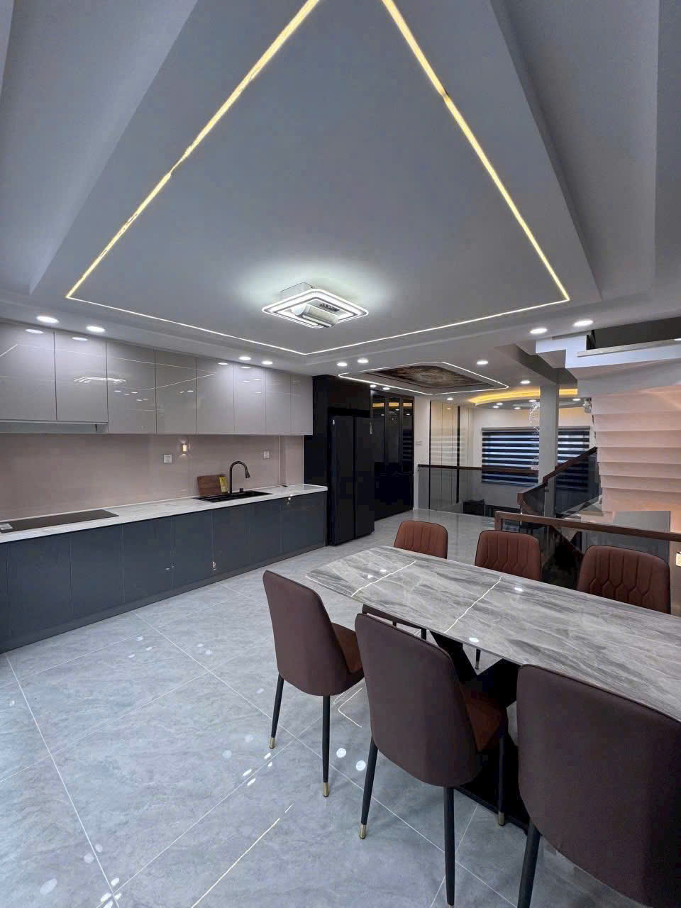 Nhà 5 tầng full nội thất đường 5A Kênh Nước Đen, Bình Tân - 4PN rộng, ô tô 6m, giá chỉ 8,9 tỷ-3