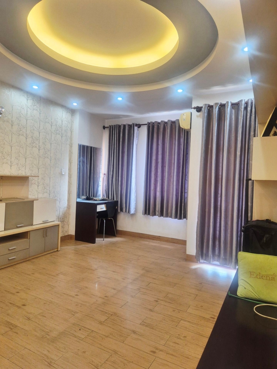 H2792* M.Tiền 4 tầng gần Chợ Hạnh Thông Tây, 10.x Tỷ
