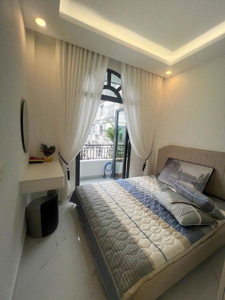 NHÀ ĐẸP – GIÁ TỐT –CẦN BÁN NHÀ Hẻm ô tô 8m đường Cách Mạng Tháng 8, Quận 10, TP. HCM