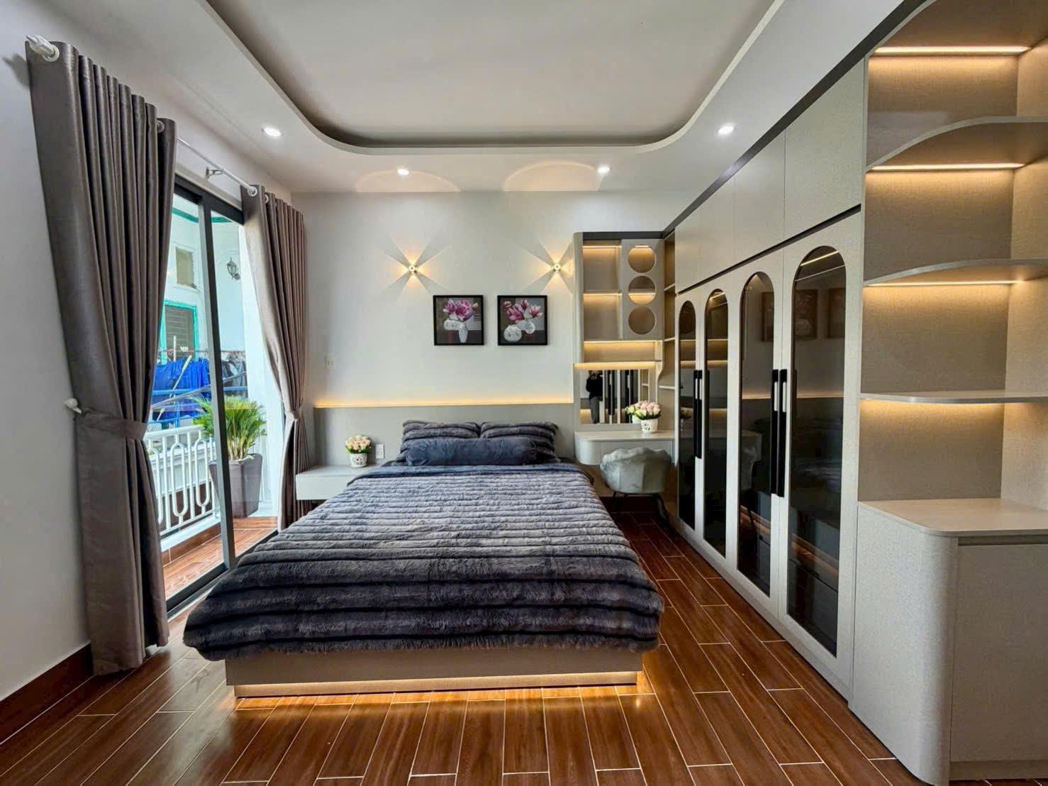 NHÀ CẠNH CHỢ PHÚ XUÂN, 4X14M, 3 TẦNG, HƠN 5.5 TỶ TÍ-3