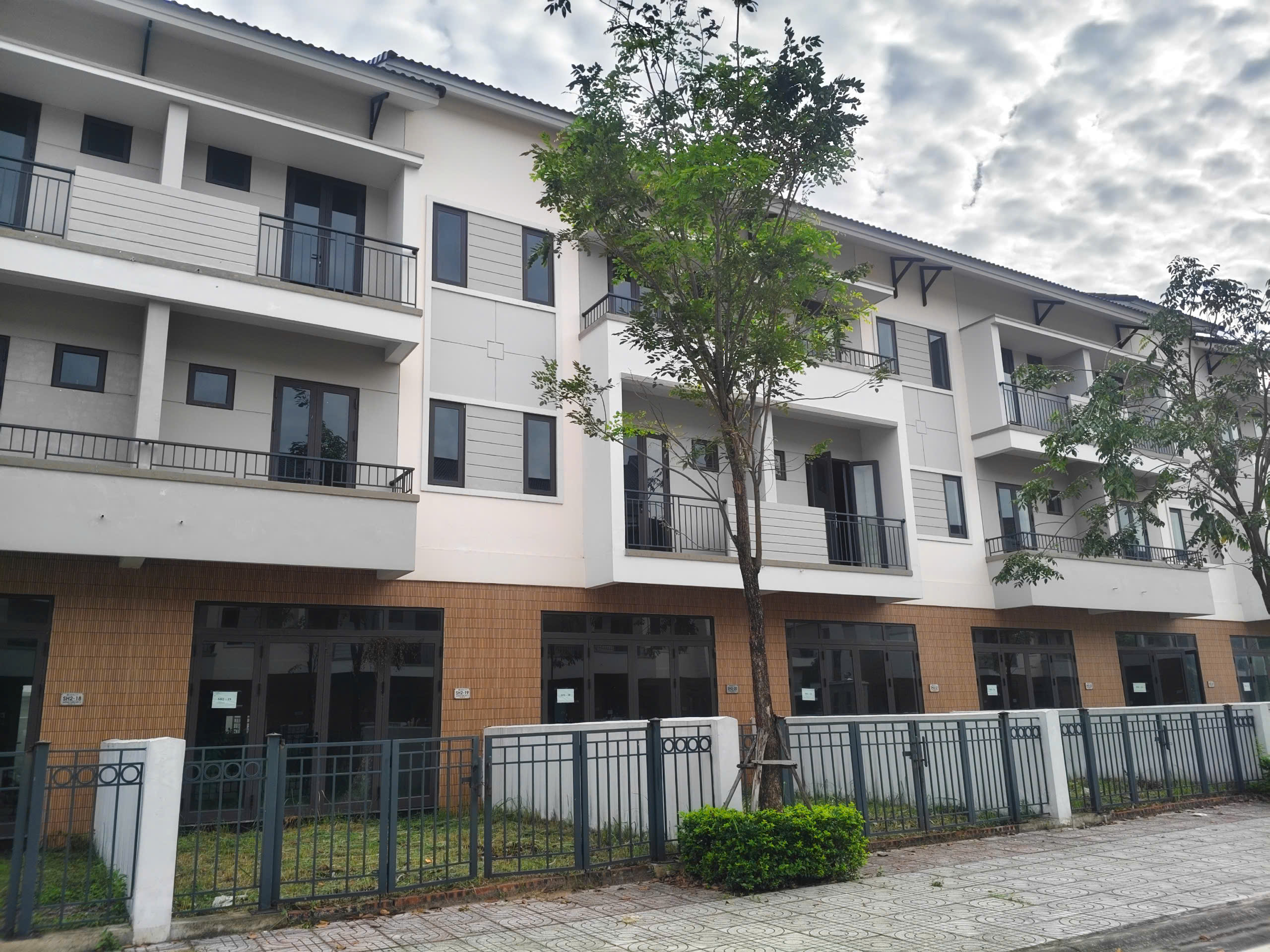 SHOPOHOUSE ÁP GÓC 120M² – CENTA RIVERSIDE VSIP TỪ SƠN Giá chỉ 8,1 tỷ-1