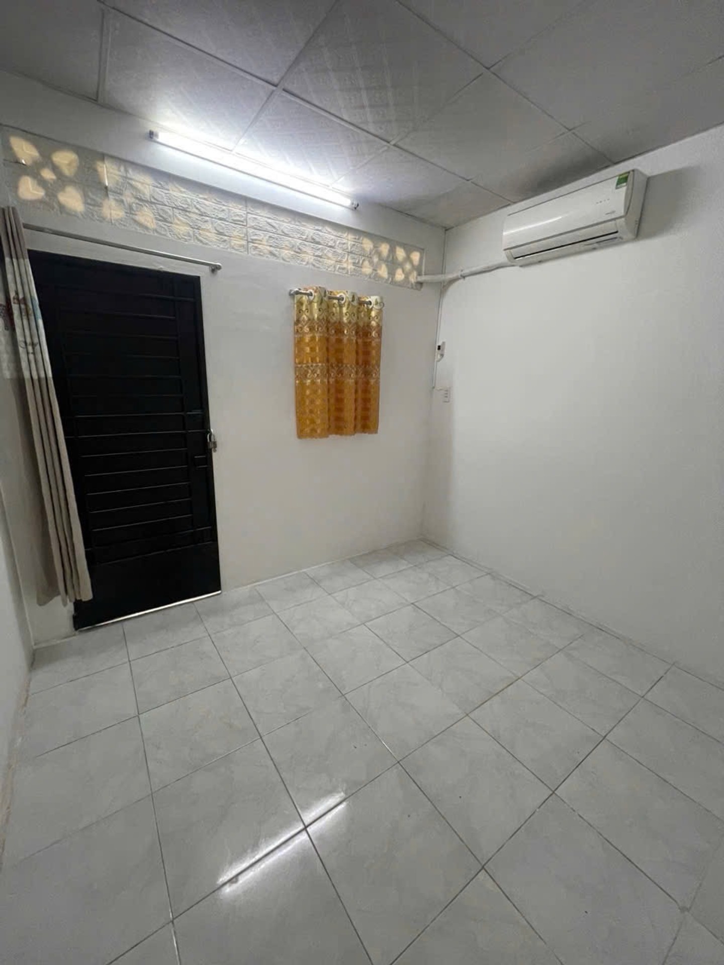 NHÀ NHỎ BÌNH THẠNH - NHÌNH 1 TỶ