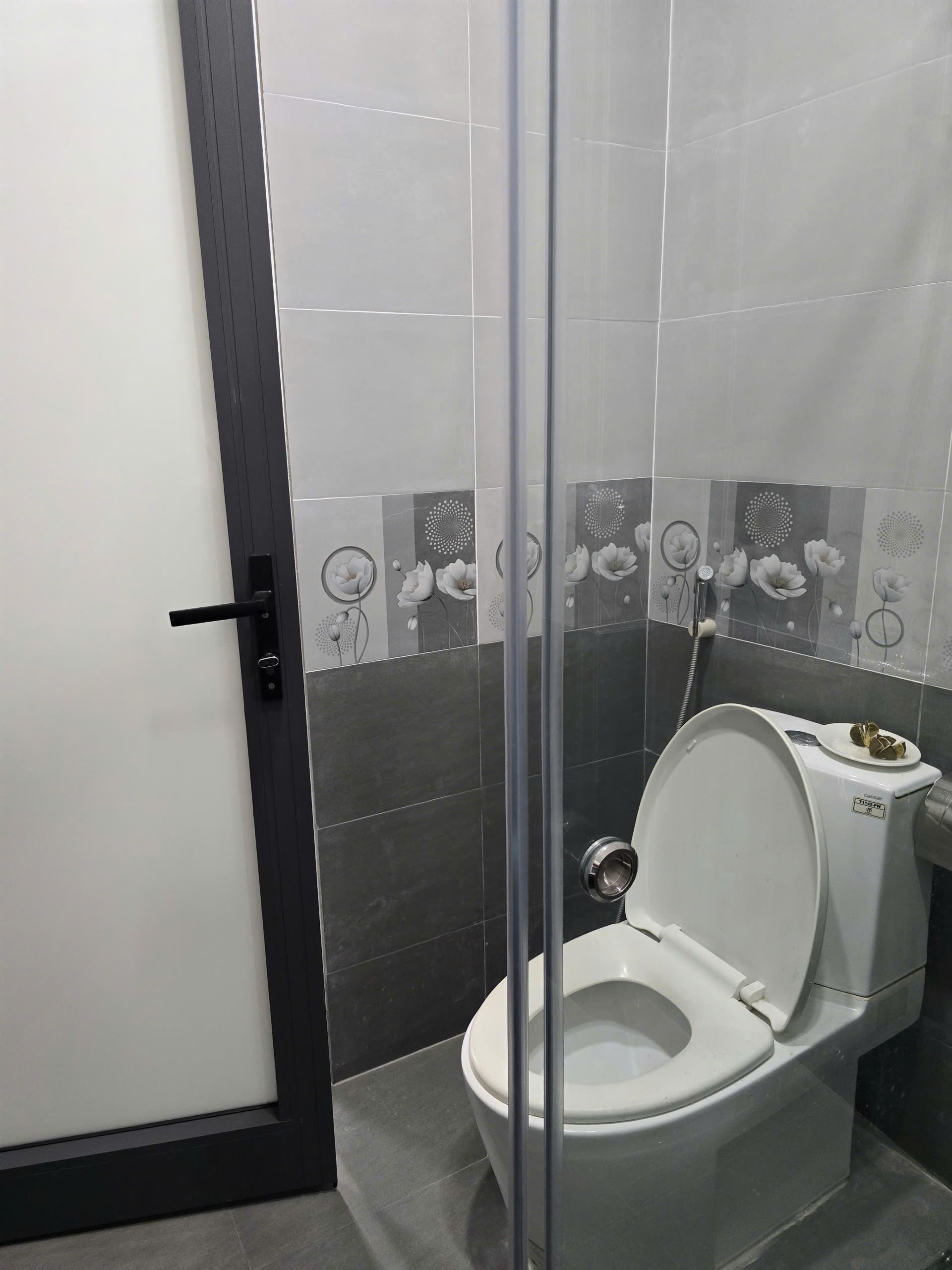 CHÍNH CHỦ BÁN NHÀ 2 MẶT TIỀN NGUYỄN TẤT THÀNH - TP. HUẾ (NỞ HẬU, KO NGẬP)-4